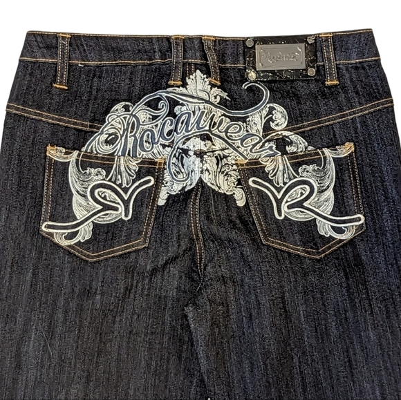 Rocawear Y2K embroidered jeans size 7 - Picture 6 of 9